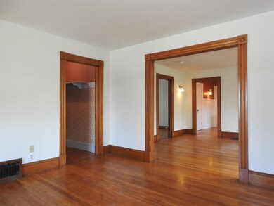 20 Royce St unit 2nd Floor, Rutland, VT 05701 - photo 6