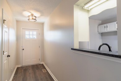 162 Upper Varnell Rd-11