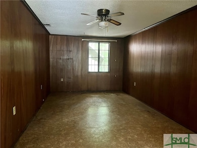 614 W 38th St, Savannah, GA 31415 - photo 4