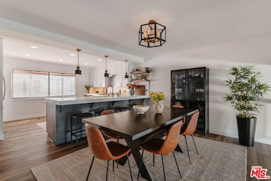 18348 Collins St unit C, Tarzana, CA 91356 - photo 4