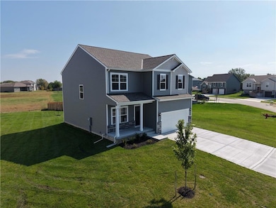 21807 Lucca Ln, Peculiar, MO 64078 - photo 2