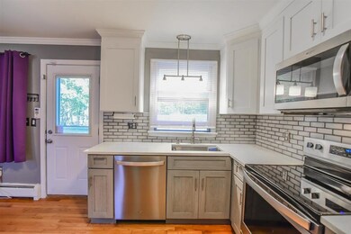 54 Saint Laurent St, Epping, NH 03042 - photo 5