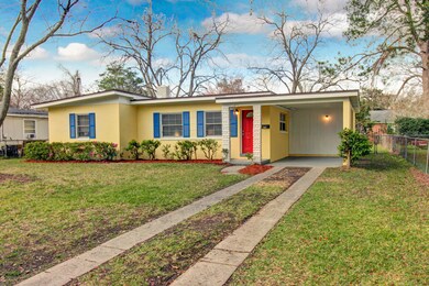 4745 Beverly Cir, Jacksonville, FL 32210 - photo 3