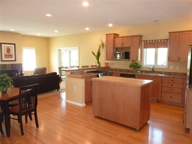 2719 Sunflower Dr, Fitchburg, WI 53711 - photo 5