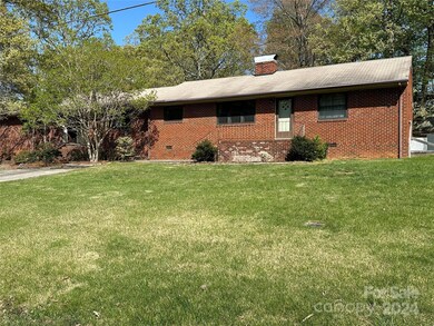 1633 Pepperidge Rd, Asheboro, NC 27205 - photo 2