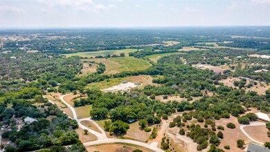 1077 Mary Dr, Weatherford, TX 76085 - photo 5