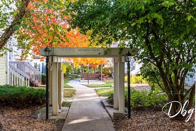 31 S Treehouse Ln unit 72, Round Lake, IL 60073 - photo 3