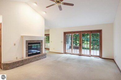12820 Pa Be Shan Ln unit PVT, Charlevoix, MI 49720 - photo 2