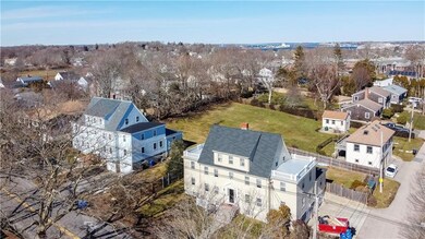 118 Ruggles Ave unit 101, Newport, RI 02840 - photo 3