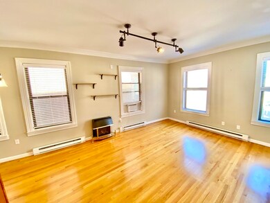 44 Charter St unit 4, Boston, MA 02113 - photo 5