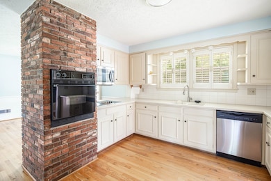 2951 Florence Dr, Columbus, GA 31907 - photo 6