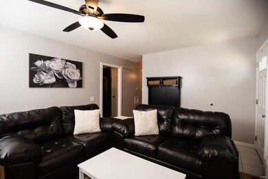Spacious living room!!!