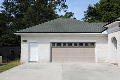 959 Pine Hollow Road 2 Car Garage and Wo