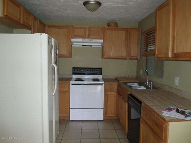 Real estate-0958