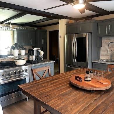 206 Pine St, Brockton, MA 02302 - photo 4