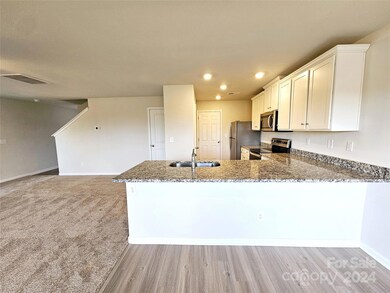 404 Apex Cir, Shelby, NC 28152 - photo 2