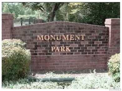The entire 4300 block of the North side of Monument Avenue is the site of Monument Park.