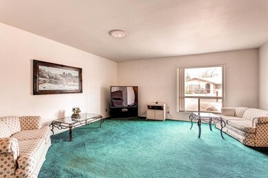 3653 W Shangri LA Rd Phoenix-large-005-2