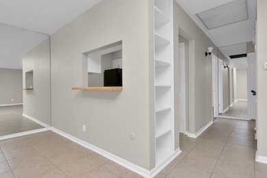 6401 Skyline Dr unit 38, Houston, TX 77057 - photo 4