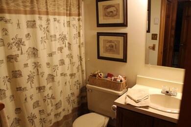 5 Goldfinch Rd unit 7, Lincoln, NH 03251 - photo 4