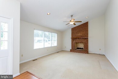 324 Monroe Dr, Colonial Beach, VA 22443 - photo 5