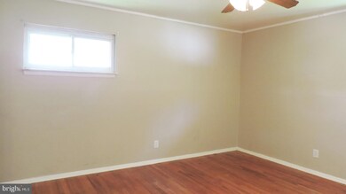 712 Holly Ln, Mount Holly, NJ 08060 - photo 5