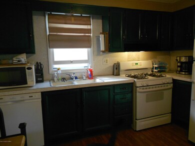 44 Grove St, Shavertown, PA 18708 - photo 2