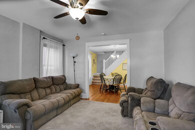 225 N Brobst St, Reading, PA 19607 - photo 4