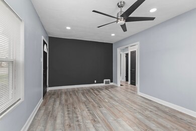 621 Burr St, Gary, IN 46406 - photo 4