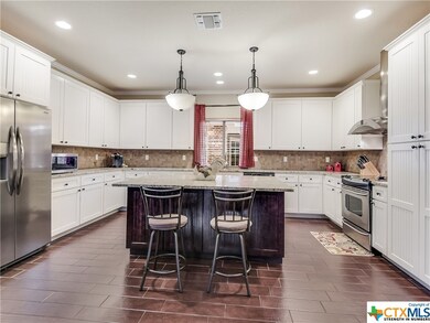 2242 Gruene Lake Dr, New Braunfels, TX 78130 - photo 7