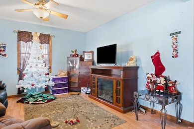 821 Frederick St, Huntington, IN 46750 - photo 5