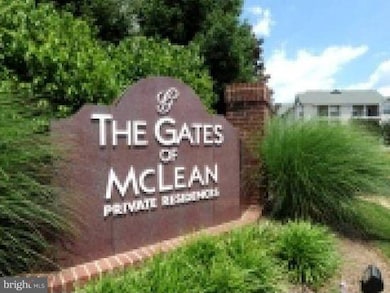 The Gates Of McLean unit 6209, McLean, VA 22102 - photo 2