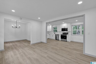 1629 5th Way NW, Center Point, AL 35215 - photo 4