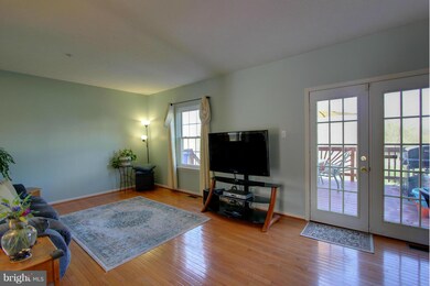 9318 Lawson Ln, Laurel, MD 20723 - photo 5