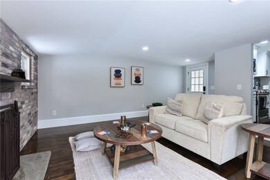 188 Forbes St, Riverside, RI 02915 - photo 3