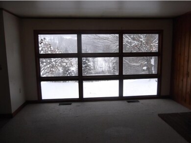 1115 Lackey Hill Rd, Saint Johnsbury, VT 05819 - photo 3