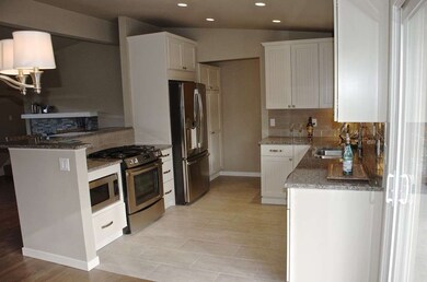 402 2nd Ave N, Edmonds, WA 98020 - photo 2