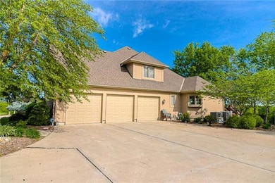 1712 E State Route 58, Raymore, MO 64083 - photo 3