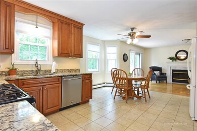 58 Castleton Dr, Cranston, RI 02921 - photo 6