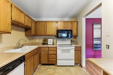 4151 Boone Ave N unit 210, New Hope, MN 55427 - photo 7