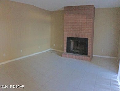 Living room MLS