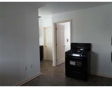 69 Bridge St, West Springfield, MA 01089 - photo 4