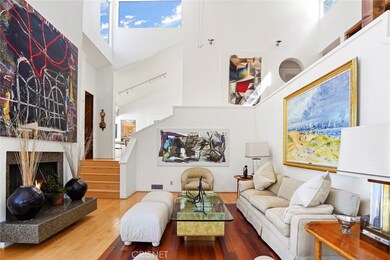 5083 Campo Rd, Woodland Hills, CA 91364 - photo 4