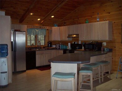 Very spacious kitchen with huge peninsula. Great w