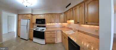 20637 Valley Forge Cir unit 637, King of Prussia, PA 19406 - photo 2