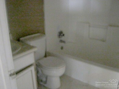 1511 SW 33rd St, Redmond, OR 97756 - photo 7