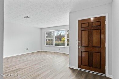 1111 Jamaica Rd E, Jacksonville, FL 32216 - photo 5