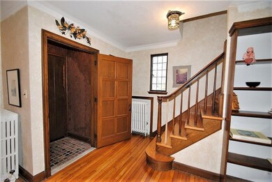 Beautiful Natural Woodwork.