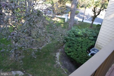 702B Cypress Point Cir unit 702, Mount Laurel, NJ 08054 - photo 5