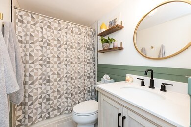 685 E 8th St unit 1, Boston, MA 02127 - photo 4